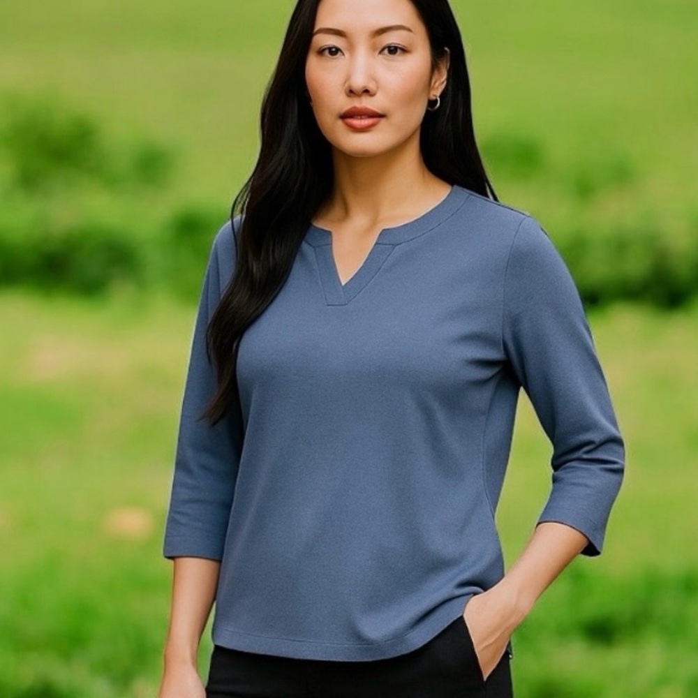 Orvis Notched Neck Tunic Top NWT
